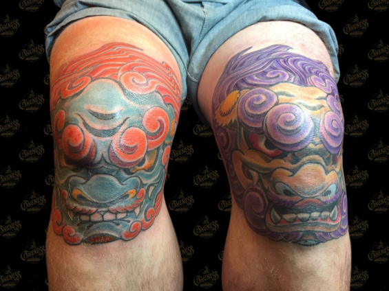 Tattoo Fu dog knees by Darko groenhagen