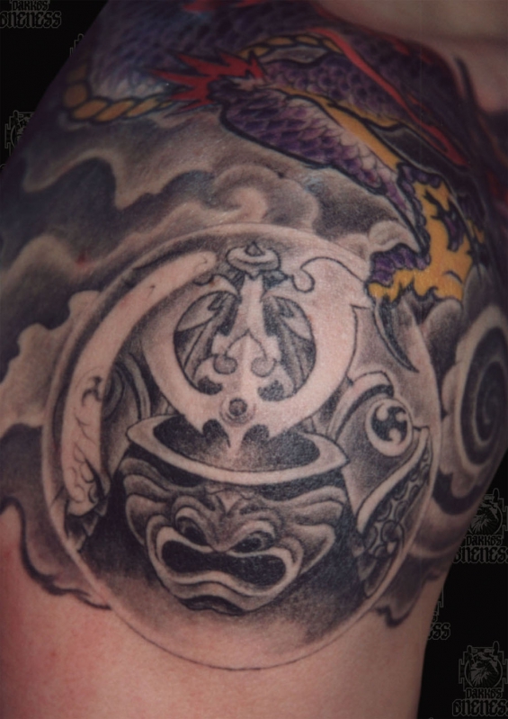 Tattoo Japanese mask black and grey by Darko groenhagen