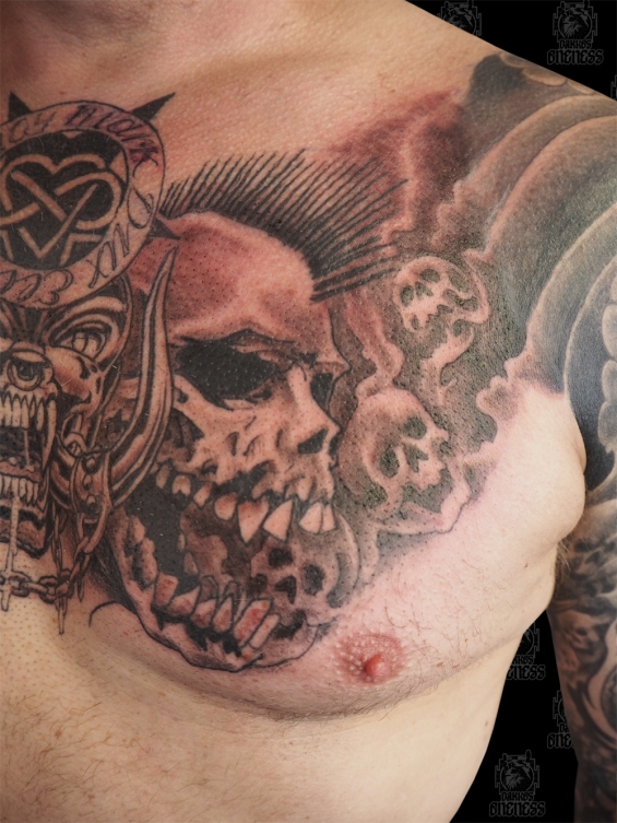 Tattoo Psychobilly chestpiece by Darko groenhagen